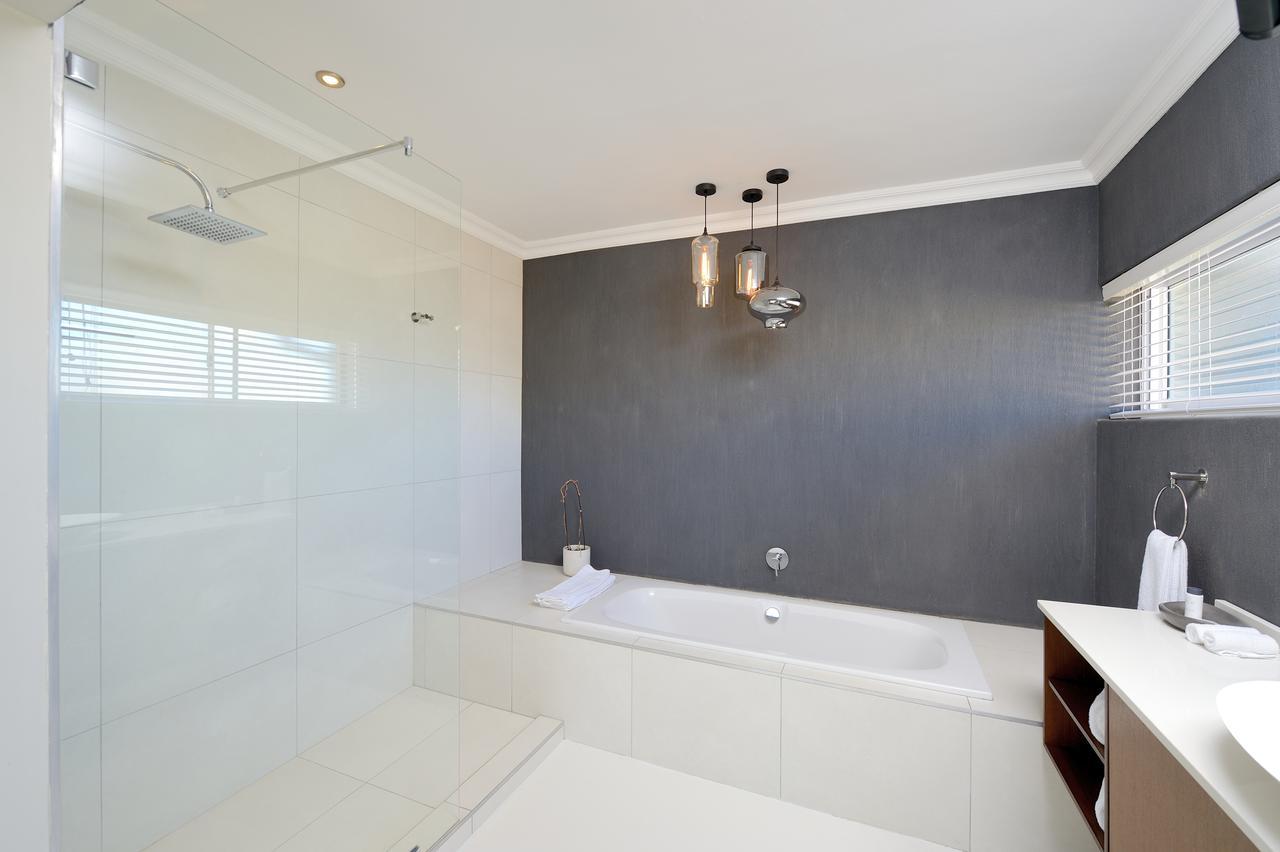 Grand Blue D Hotel Cape Town Ngoại thất bức ảnh